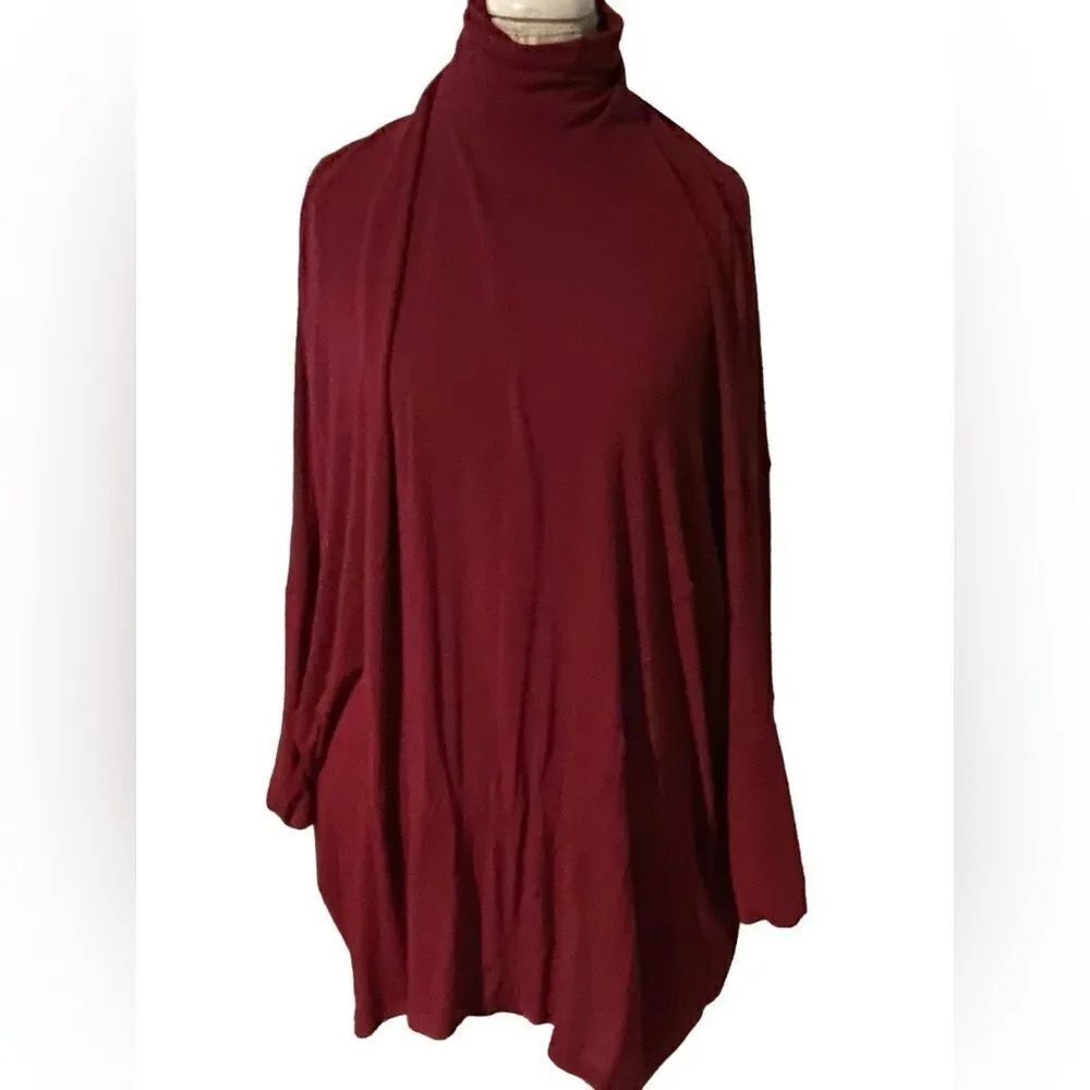 We the Free size medium top excellent condition see pics great color